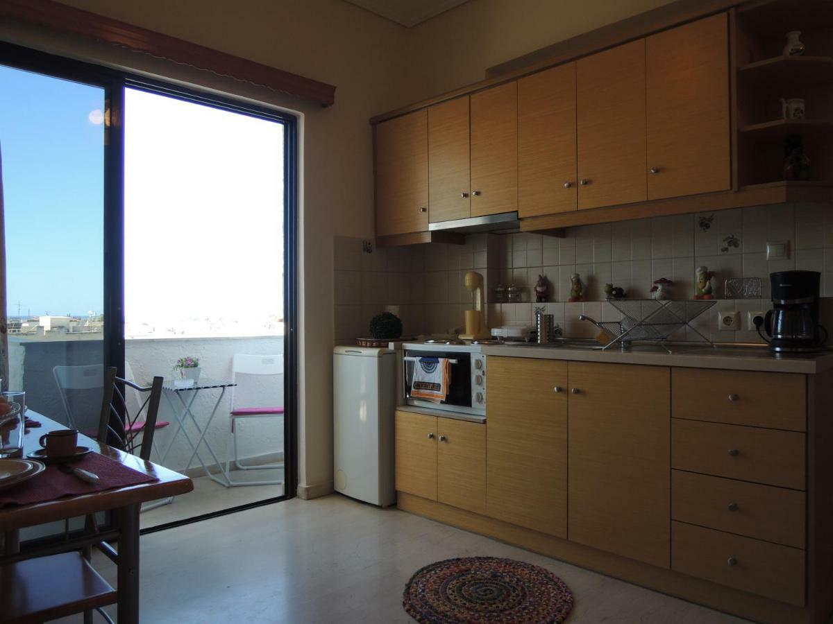 Central Square Appartment With Panoramic View Kalamata Exterior photo